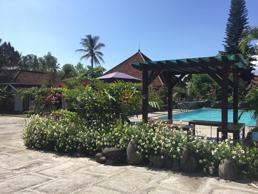Hotel Minak Jinggo Banyuwangi  Exterior photo